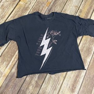 Crop World Tour Tee Size Small